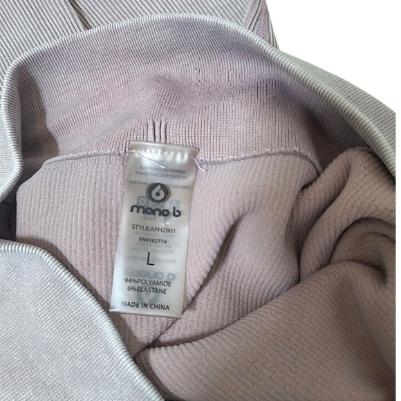 Mono B - Ribbed Essential Mineral Wash Seamless Highwaist Leggings Size Large - Picture 9 of 13